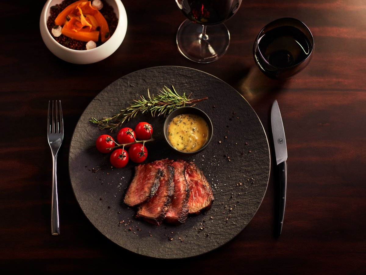 Блюда Marble & Co Grill — стейки и гриль в круизе EXPLORA JOURNEYS