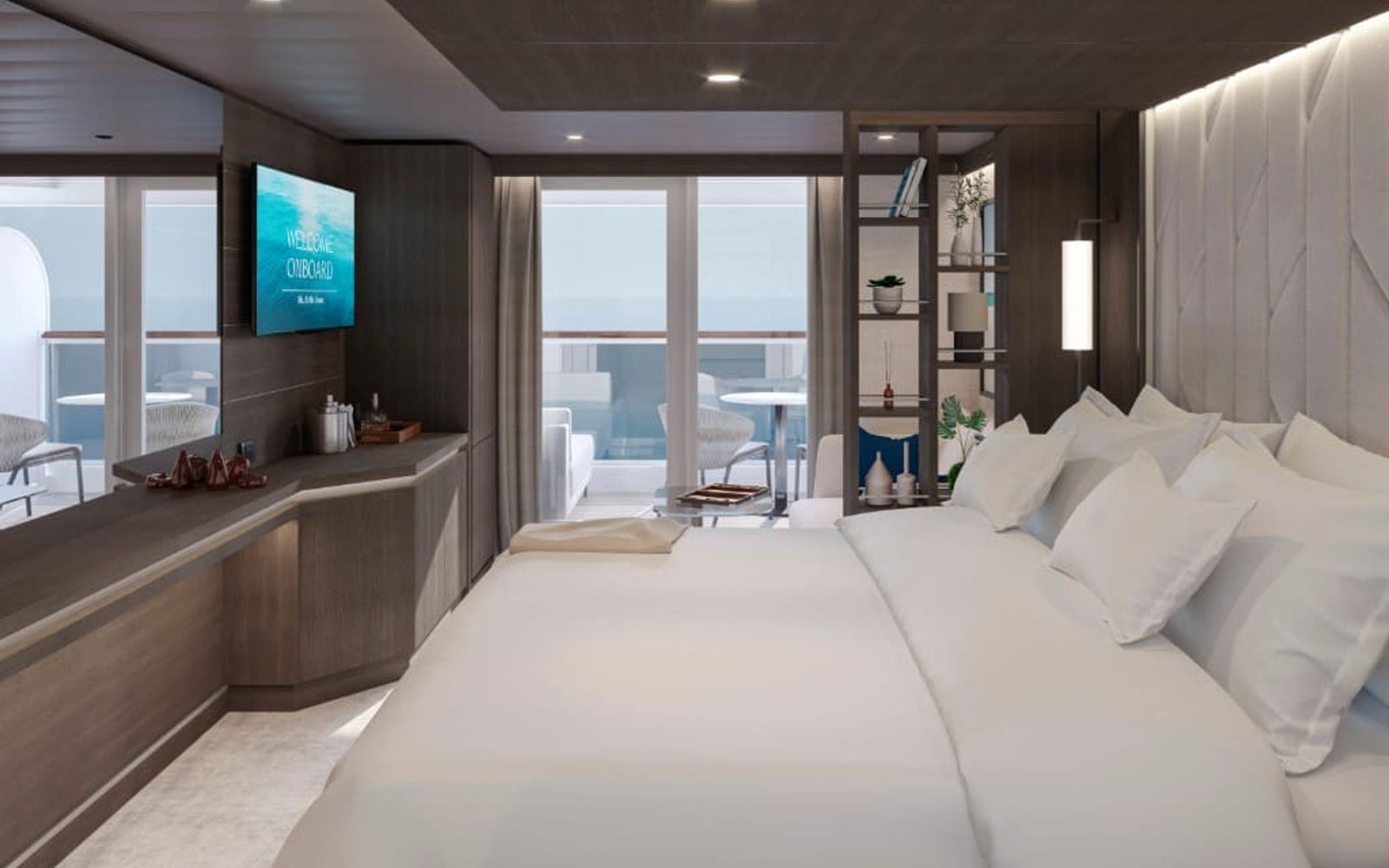 Спальня Ocean Grand Terrace Suite — Frette и Dyson, лайнер Explora